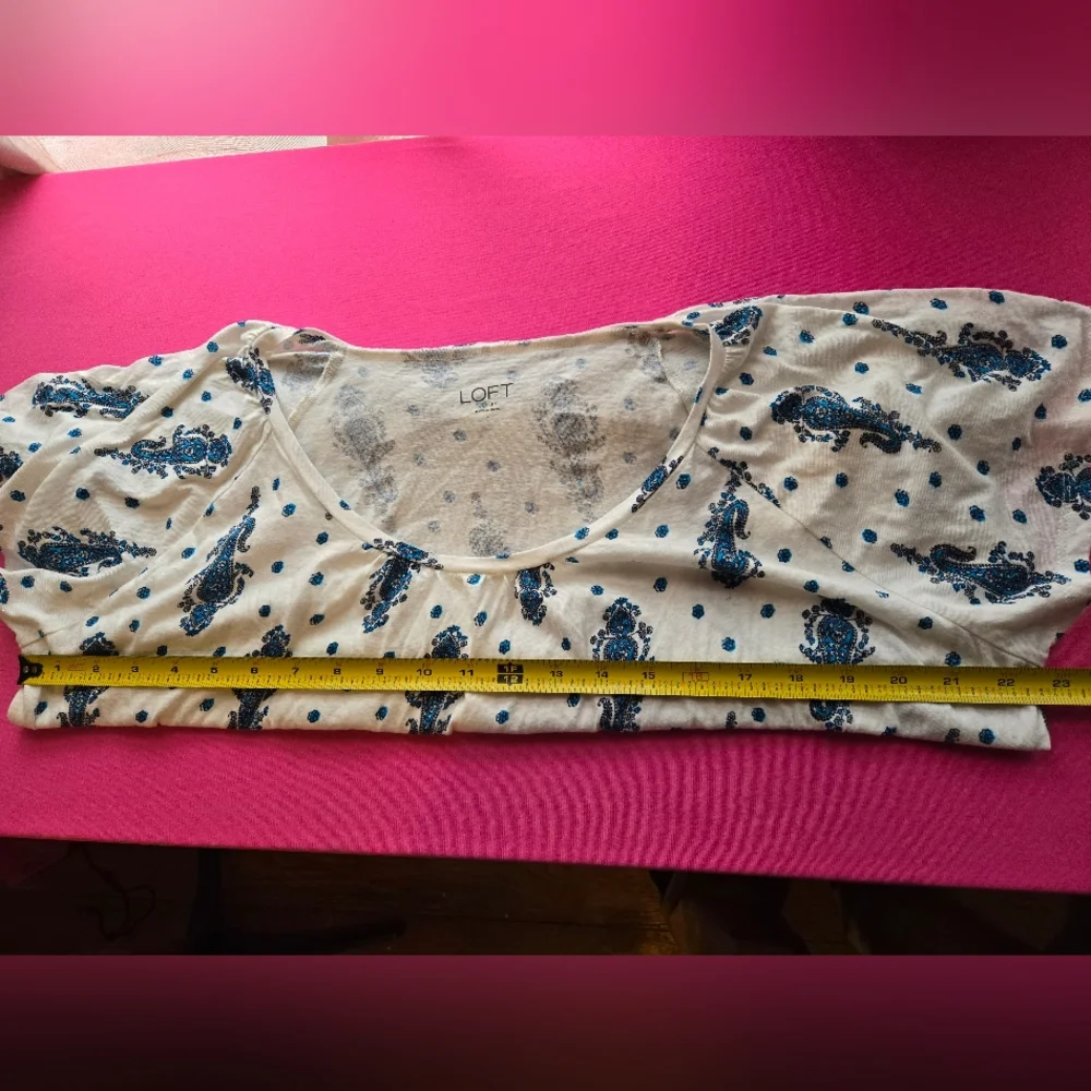 Loft Outlet Loose Top. - Picture 4 of 6